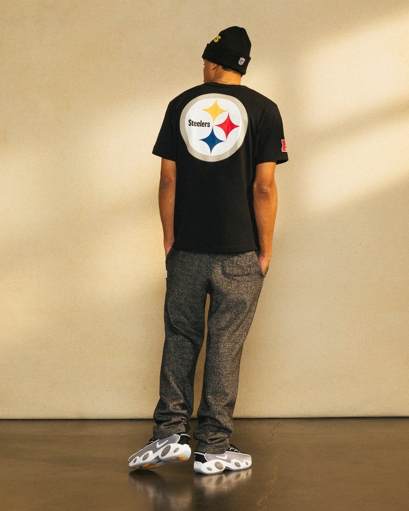 Black OVO NFL Pittsburgh Steelers Game Day T-Shirt T-Shirts | DU66-U7VO