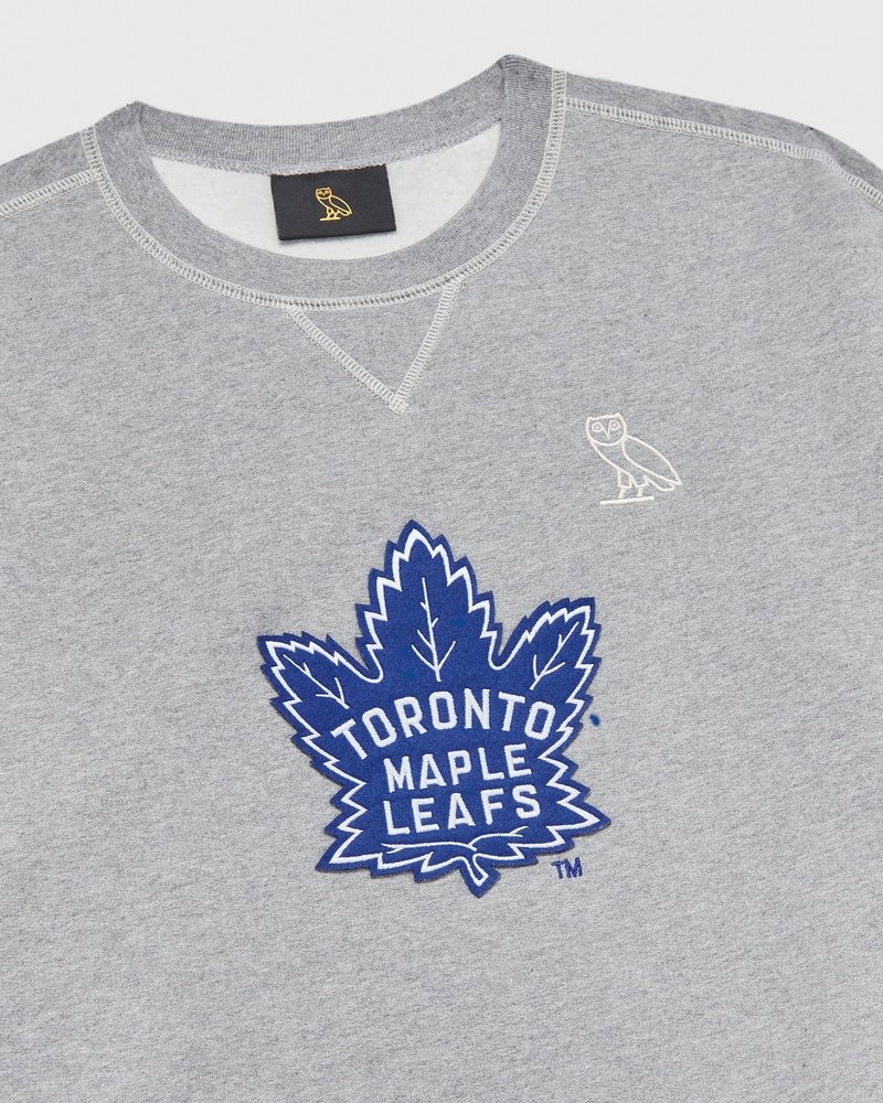 Heather Grey OVO Toronto Maple Leafs Crewneck Sweaters | CV46-E7OT